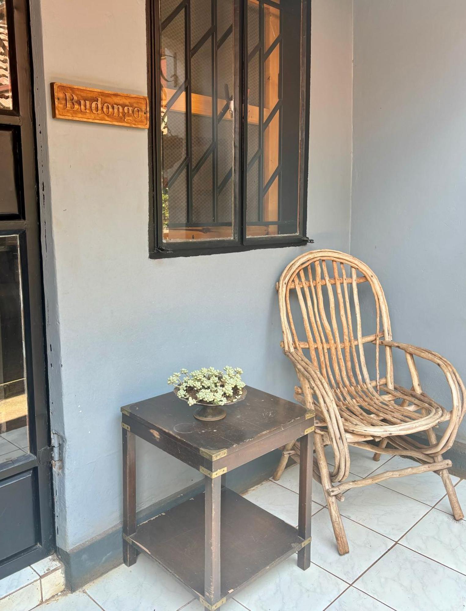 30 Wilson Jinja Exterior foto